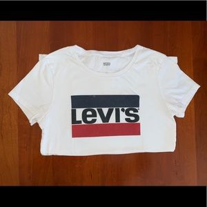 Levi T-Shirt!!